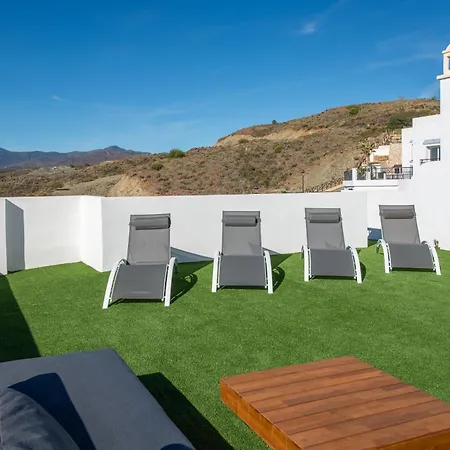 Paraiso Pueblo Benahavis منزل للإقامة إِستيبونا